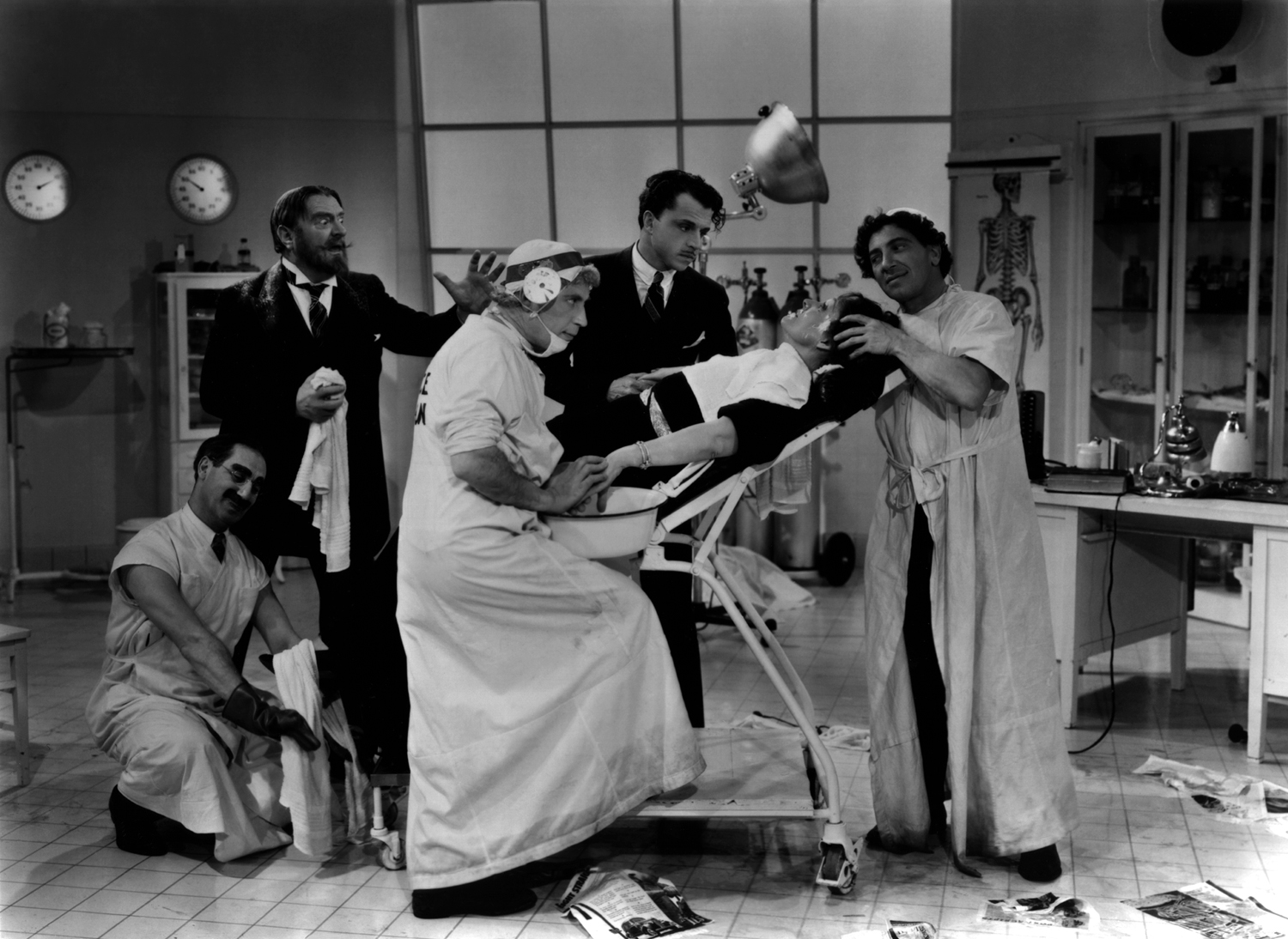 Marx Brothers (A Day at the Races)_04_scrubbed_in